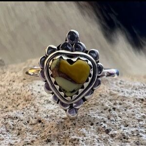 ❤️ Honey Dahlia Kingman Turquoise Heart Shape Ring 925 Navajo Southwestern Sz 8
